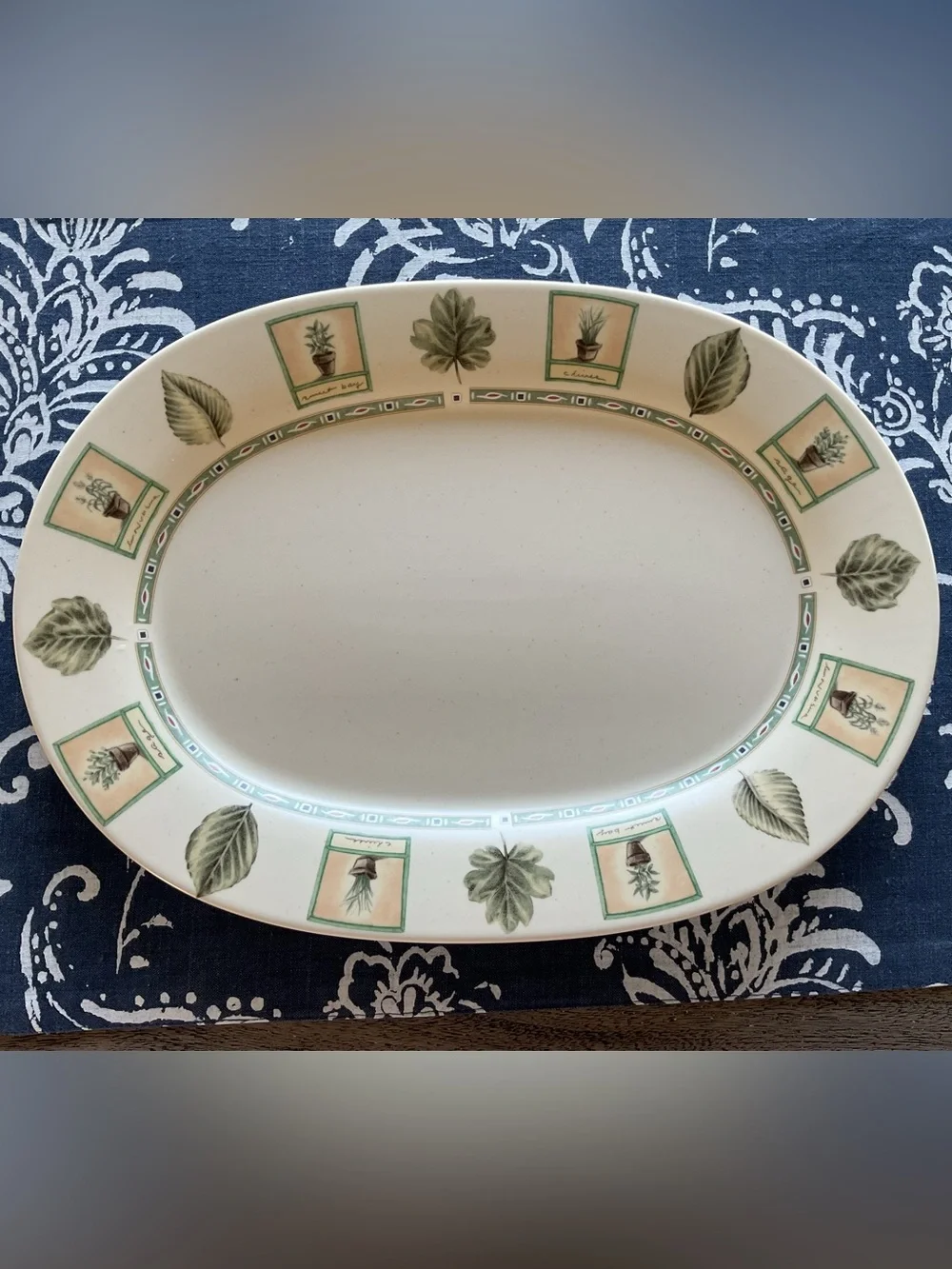 Discontinued Pfaltzgraff Portfolio Naturewood Platter